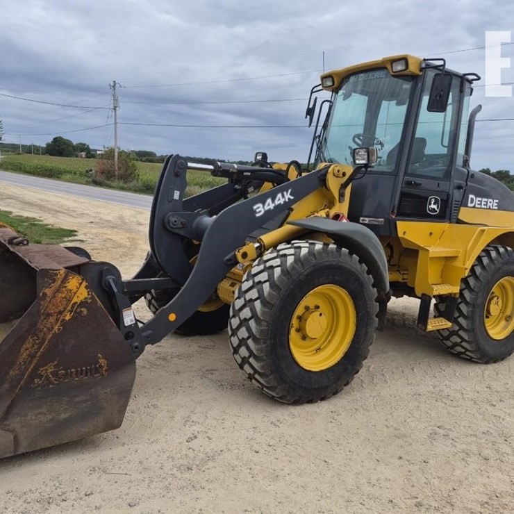 2016 DEERE 344K