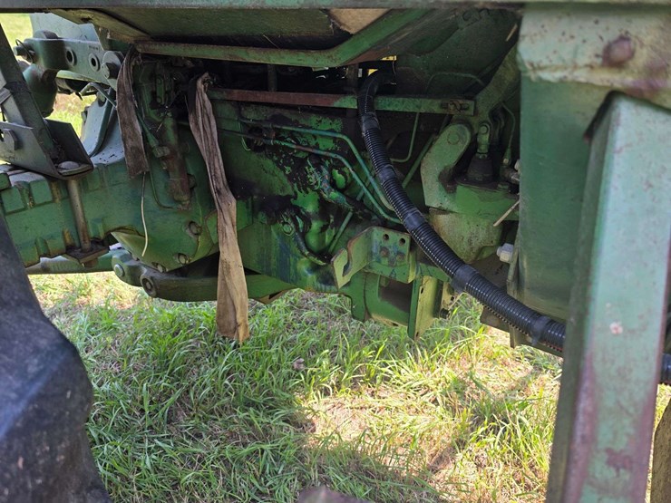 john-deere-4020-image-33
