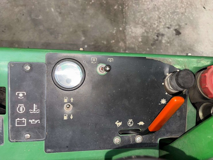 1999-john-deere-f935-image-28