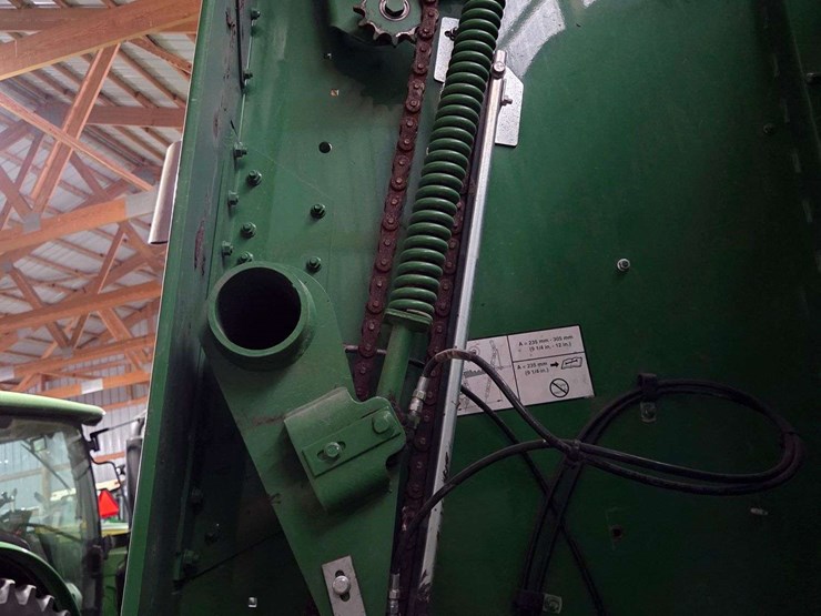 2023-john-deere-560r-image-15