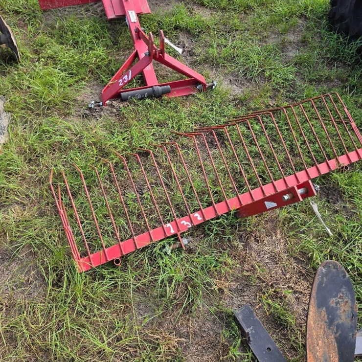 232 - 4' SPRING RAKE