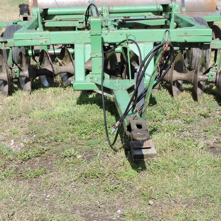 JOHN DEERE 16