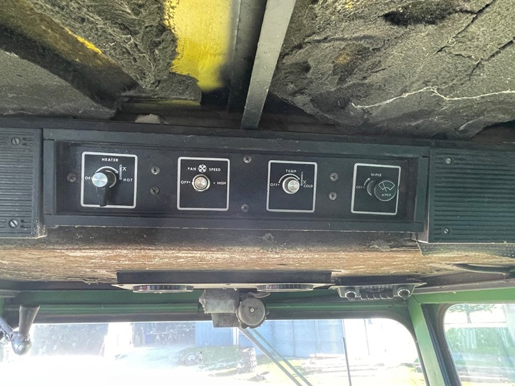 1978-john-deere-7700-image-32