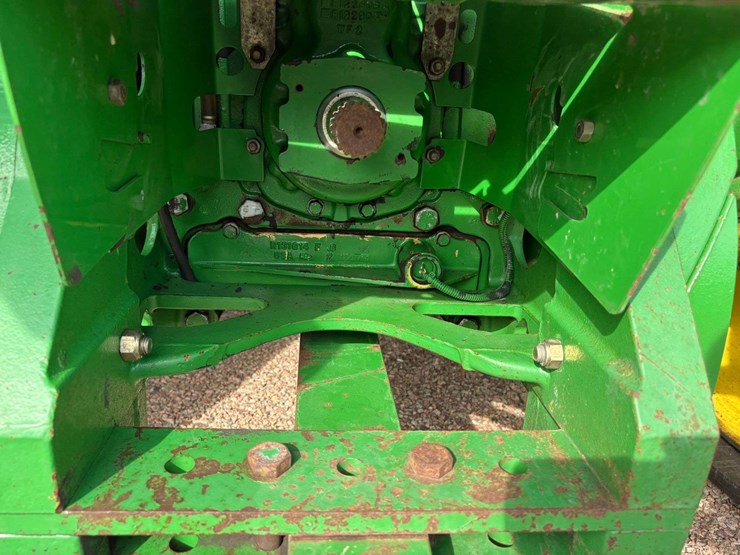 2006-john-deere-8430t-image-18
