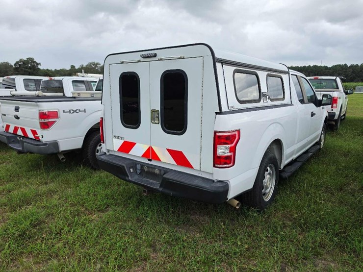 2019-ford-f150-xl-image-5