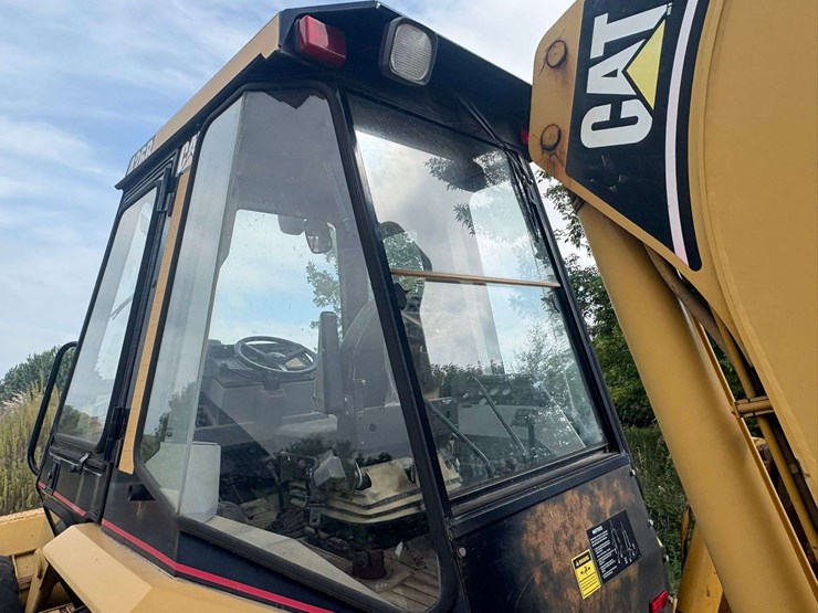 1995-caterpillar-426b-image-29