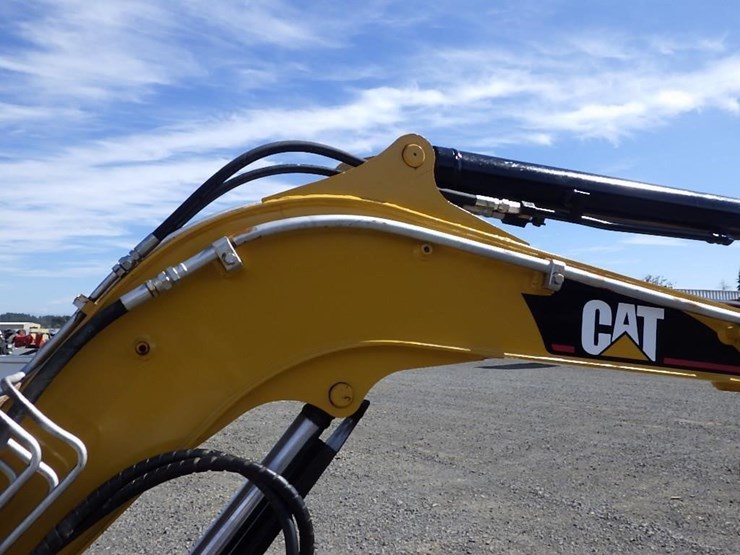 caterpillar-303-image-26