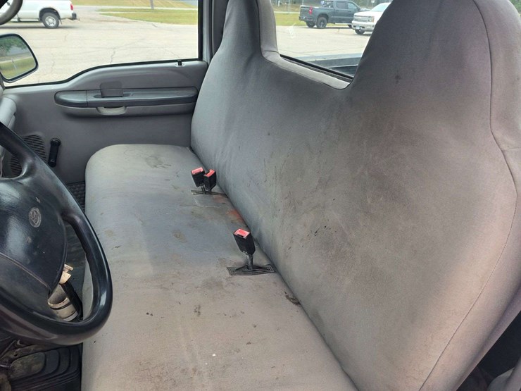 1999-ford-f250-xl-image-39
