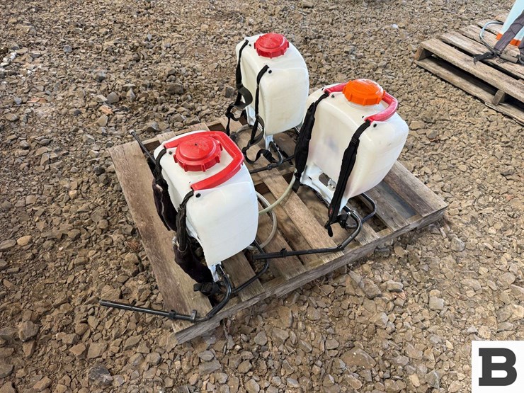 solo-4-gallon-backpack-sprayers-image-3