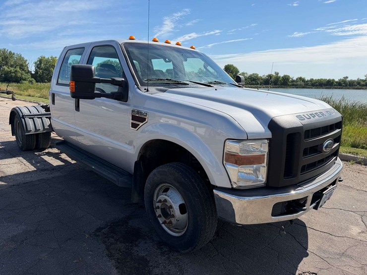 2008-ford-f350-xl-image-9