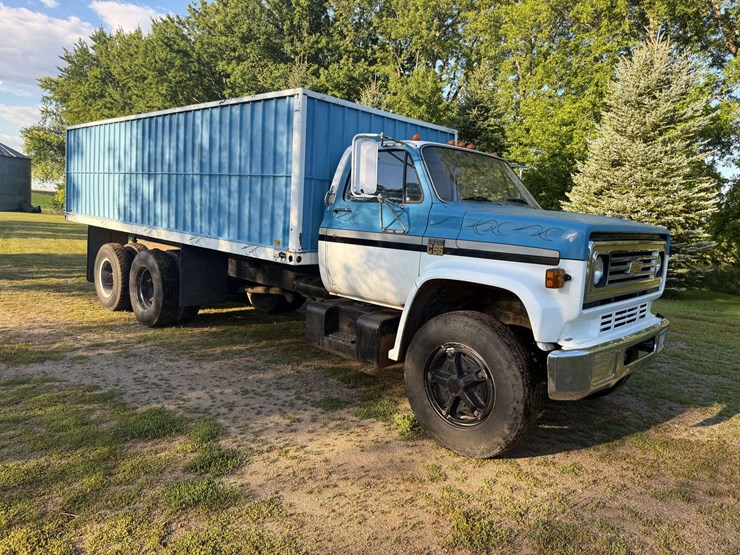 1977-chevrolet-c65-image-2