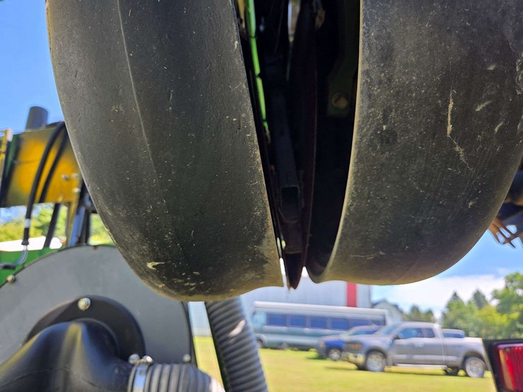 john-deere-1720-image-22