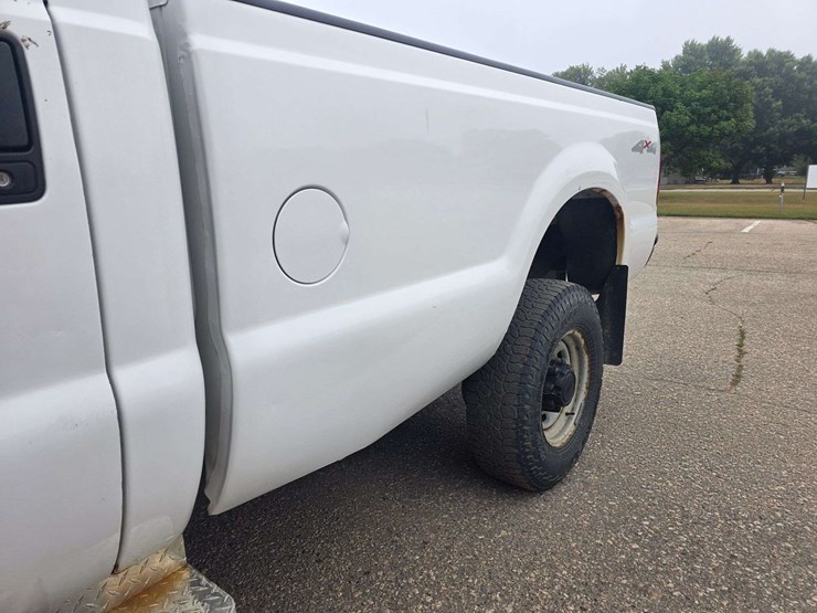 1999-ford-f250-xl-image-26