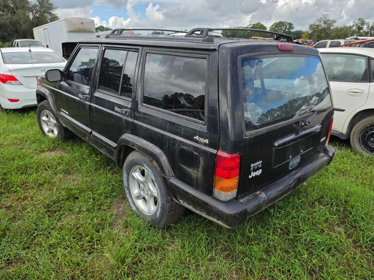 2001-jeep-cherokee-image-3