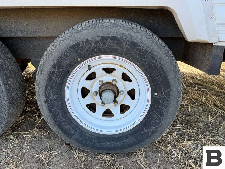 2002-tahoe-transport-21'-toy-hauler-travel-trailer-image-29