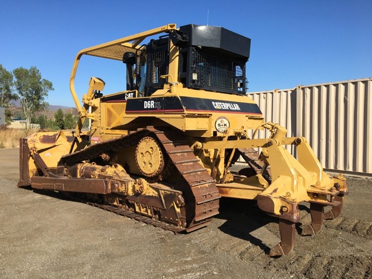2001-caterpillar-d6r-xl-image-4