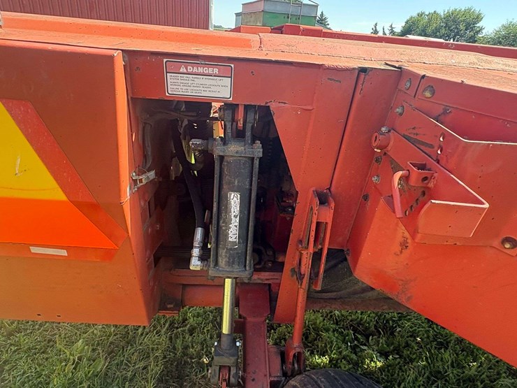 new-holland-1465-image-19