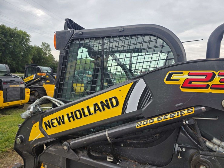 new-holland-c232-image-19