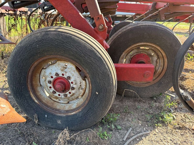 case-ih-4800-image-19