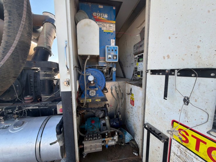 2024-kenworth-t880-image-4