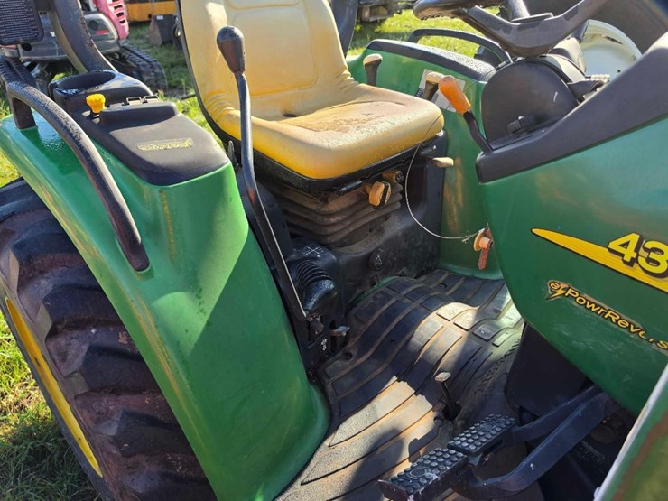 john-deere-4310-image-7