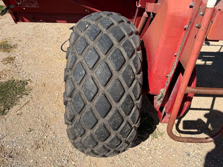 case-ih-230-image-42