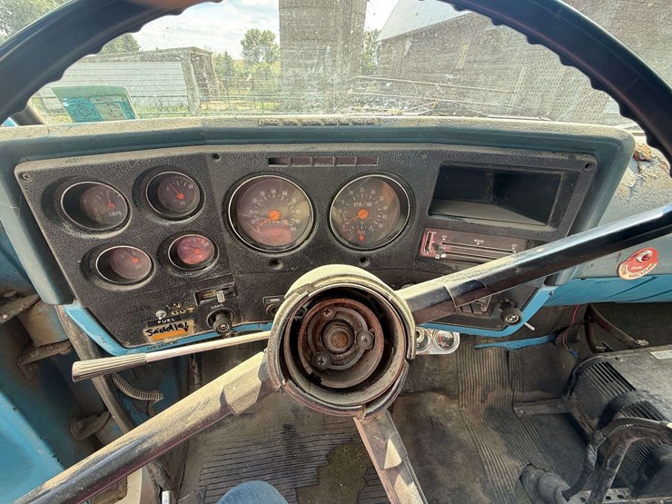 1975-chevrolet-c65-image-36