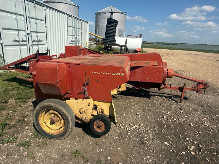 new-holland-268-image-5