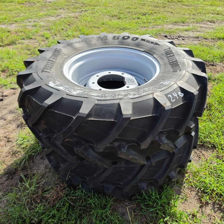240 - 2 TRELLEBORG 380/85R24(14.9R24)