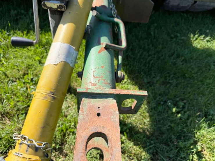 john-deere-120-image-16