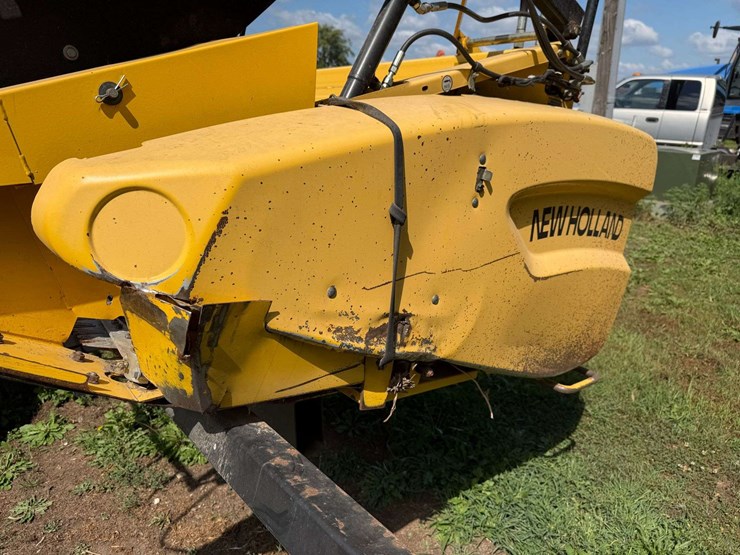 new-holland-73c-image-26