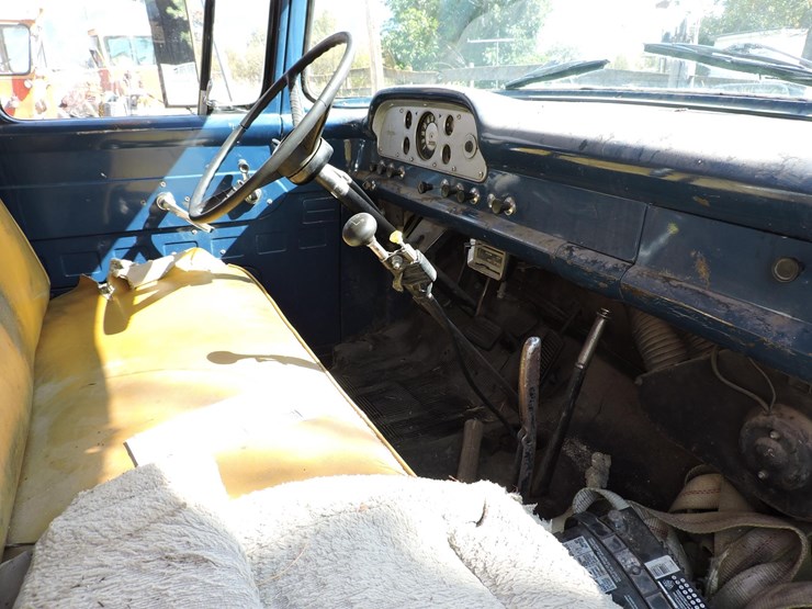 1957-ford-f600-image-7