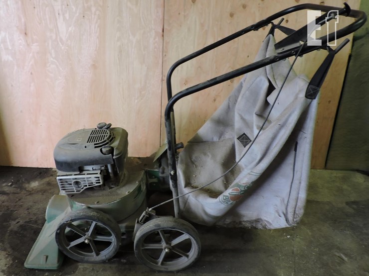 billy-goat,-model-kd512-vacuum,-5-horsepower-brigg-image-1