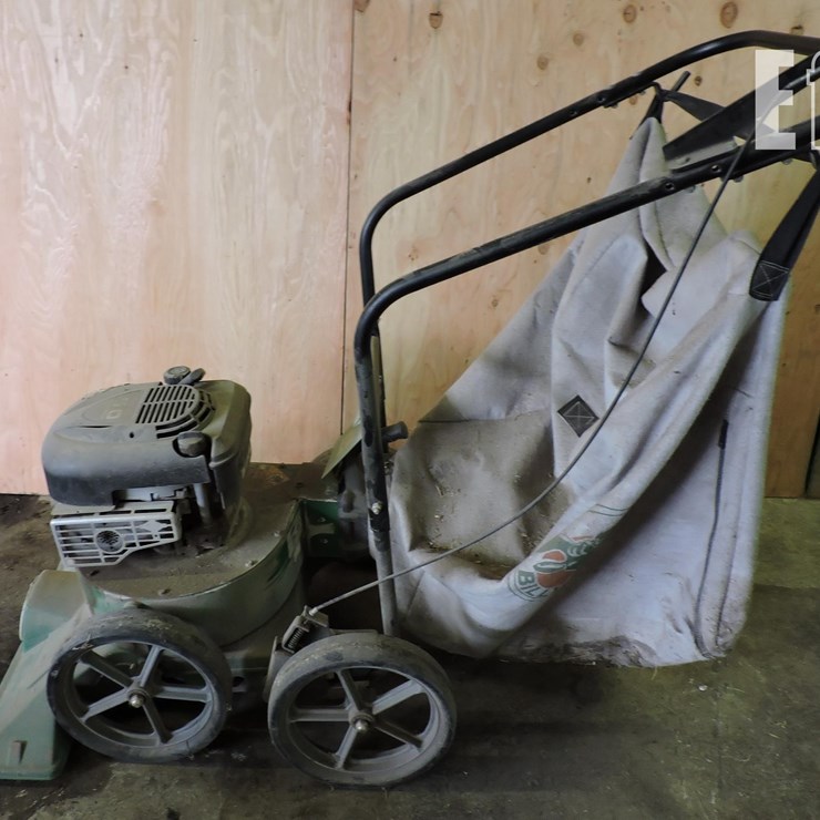 BILLY GOAT, MODEL KD512 VACUUM, 5 HORSEPOWER BRIGG
