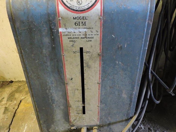 miller,-model-61m-arc-welder-with-leads,-ac,-230-v-image-1