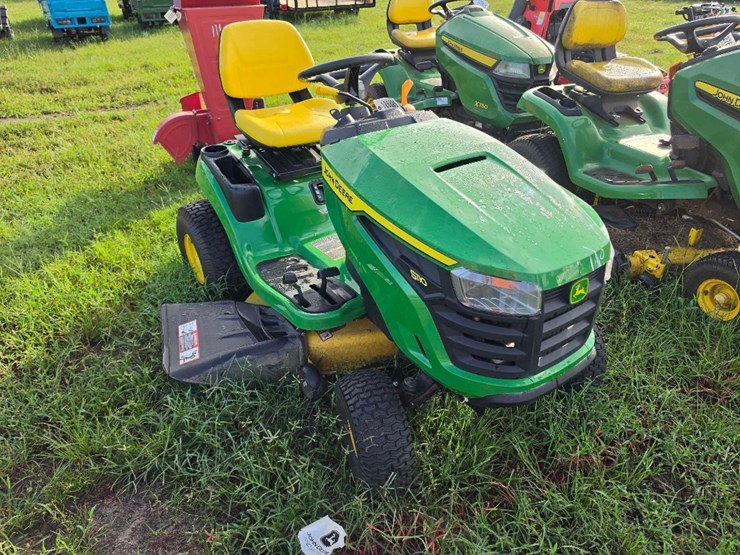 john-deere-la-image-1