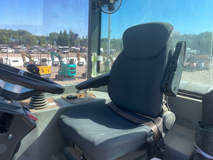 2023-wrangler-5500t-image-35