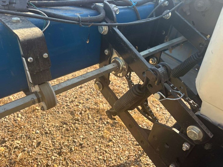 2014-kinze-3140-image-23