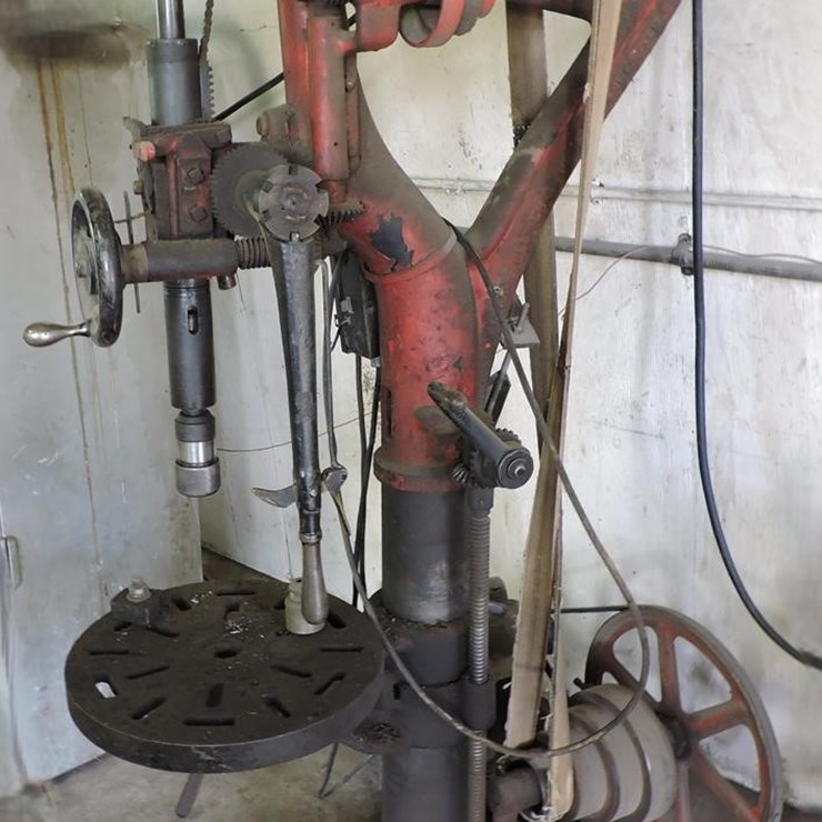 VINTAGE, CHAMPION 20” FLOOR MODEL DRILL PRESS, 110