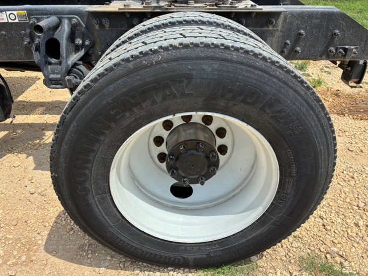 2019-kenworth-t370-image-14
