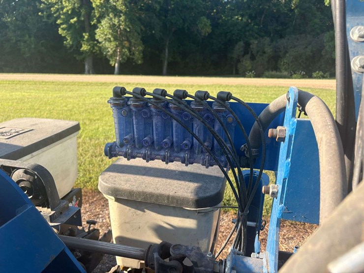 2014-kinze-3140-image-8