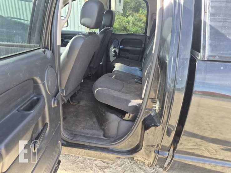 2002-dodge-ram-1500-image-11