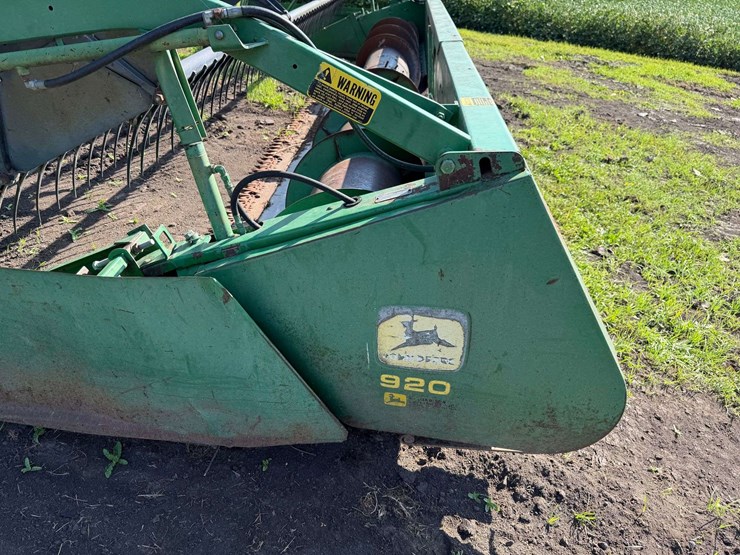 john-deere-920-image-25