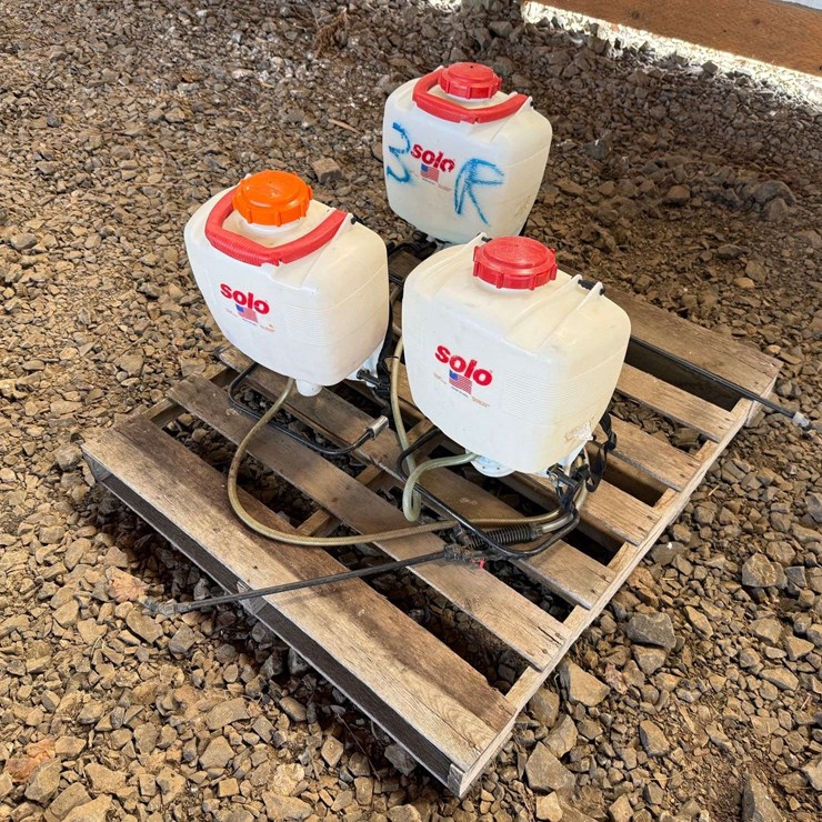 Solo 4-Gallon Backpack Sprayers