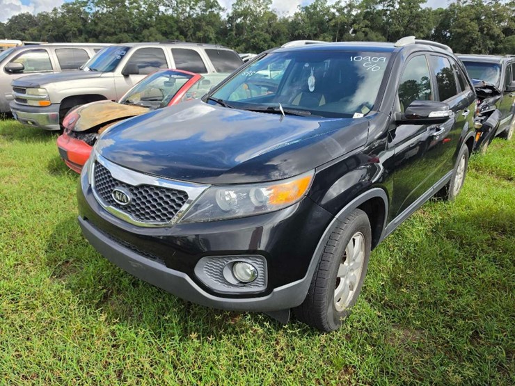 kia-sorento-image-2