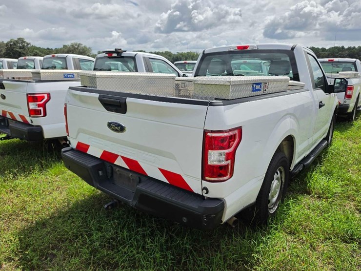 2019-ford-f150-xl-image-4