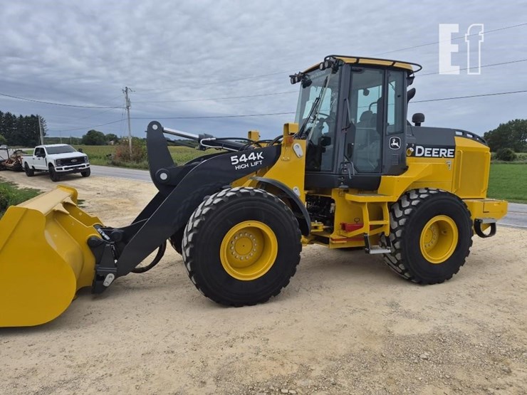 2015-deere-544k-image-5