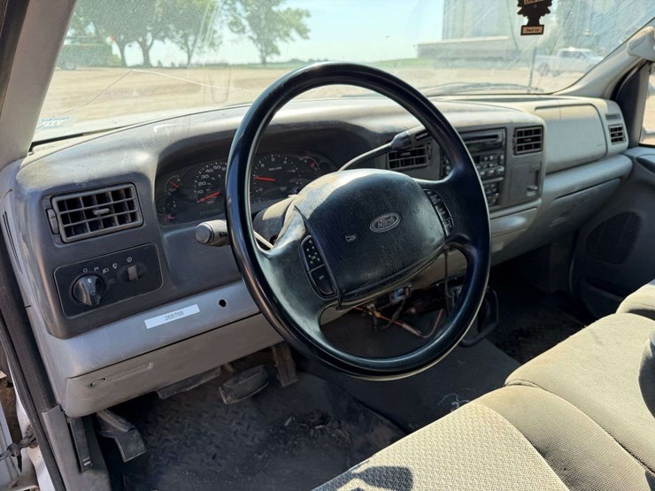 2001-ford-f250-image-34