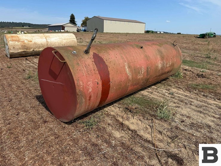 1,000-gallon-horizontal-fuel-tank-image-4