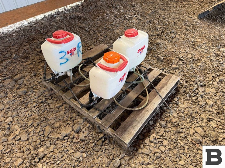 solo-4-gallon-backpack-sprayers-image-4
